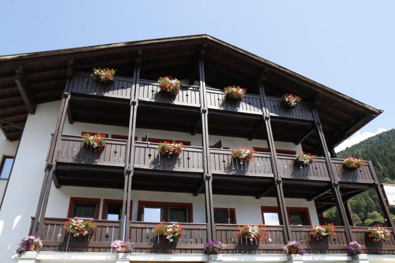 Hotel La Palu Pinzolo Dış mekan fotoğraf